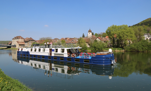 Barge cruise